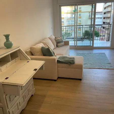 Familiar En Apartamento *